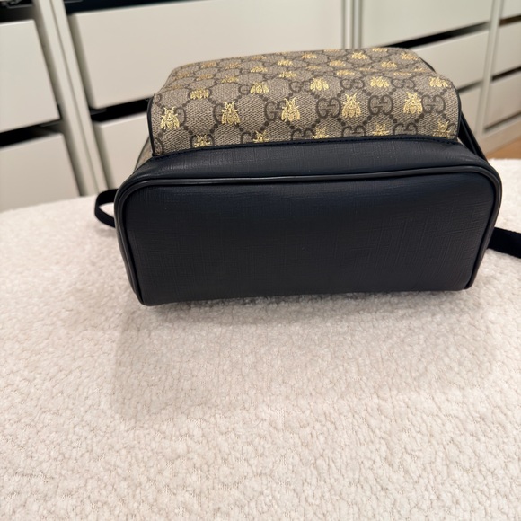 Gucci Gold Bumble Bee Pattern Backpack - Picture 3 of 8